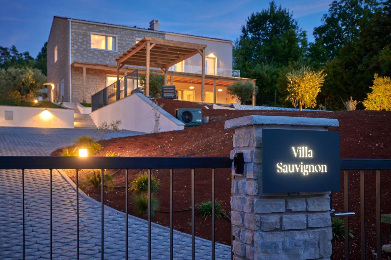 Motovun Villas Vilă